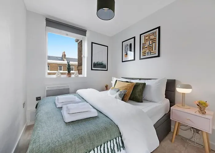 Modern And Airy Belgravia Living